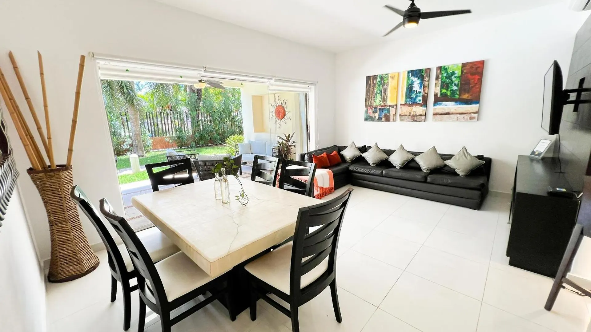 Relax, With Our Beautiful Gardens, Large Pool And Just Steps From The Beach And Lagoon Puerto Aventuras 0*,